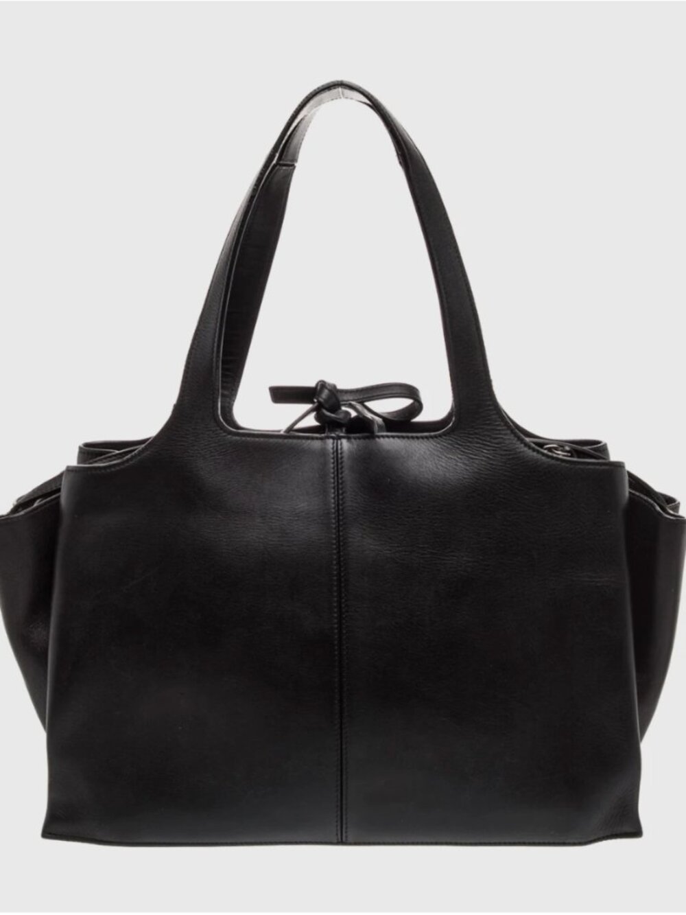 Celine Medium Tri-Fold Black Grained Calfskin Leather. Authentic